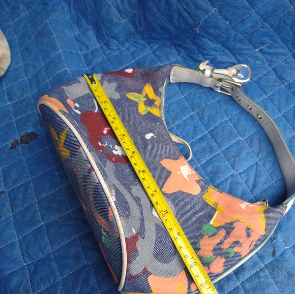 Vintage Dooney & Bourke canvas painted handbag - Picture 10 of 16